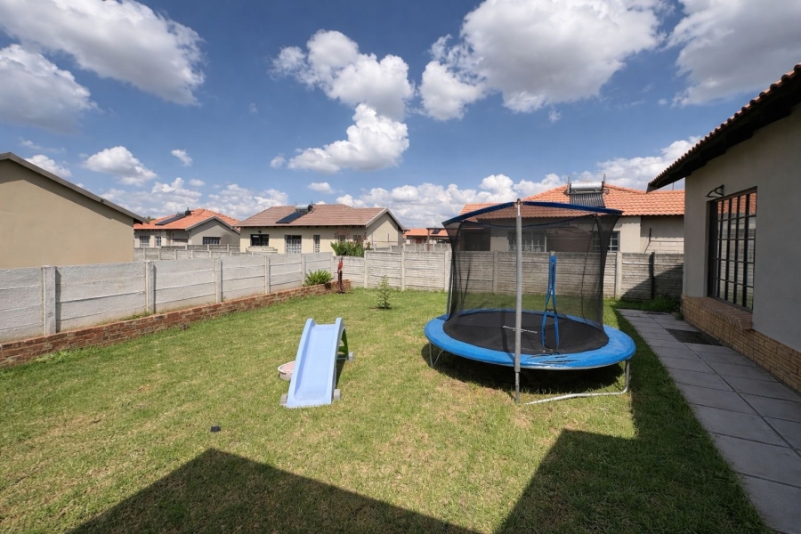 3 Bedroom Property for Sale in Waterkloof East North West